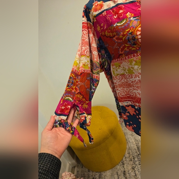 Jones New York Multicolor Patchwork Blouse, Size 1X. - Picture 4 of 13